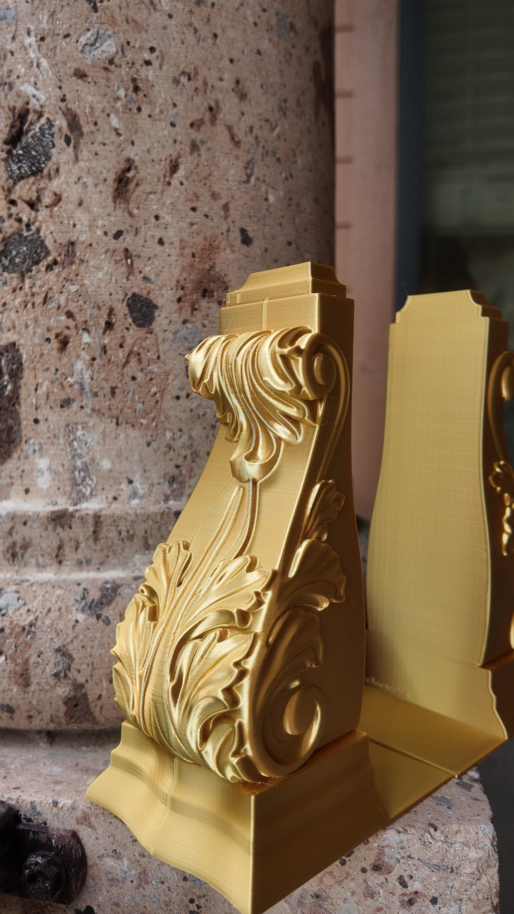 Set of 2 The Gilded Manor Ornamental Bookends